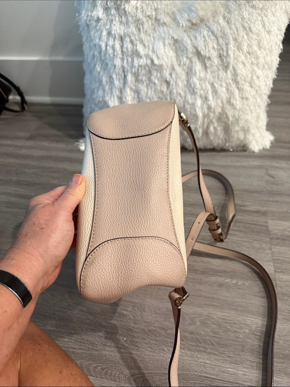 Kate Spade Two-Tone Light Beige and Cream Pebble Leather Backpack - Picture 4 of 4